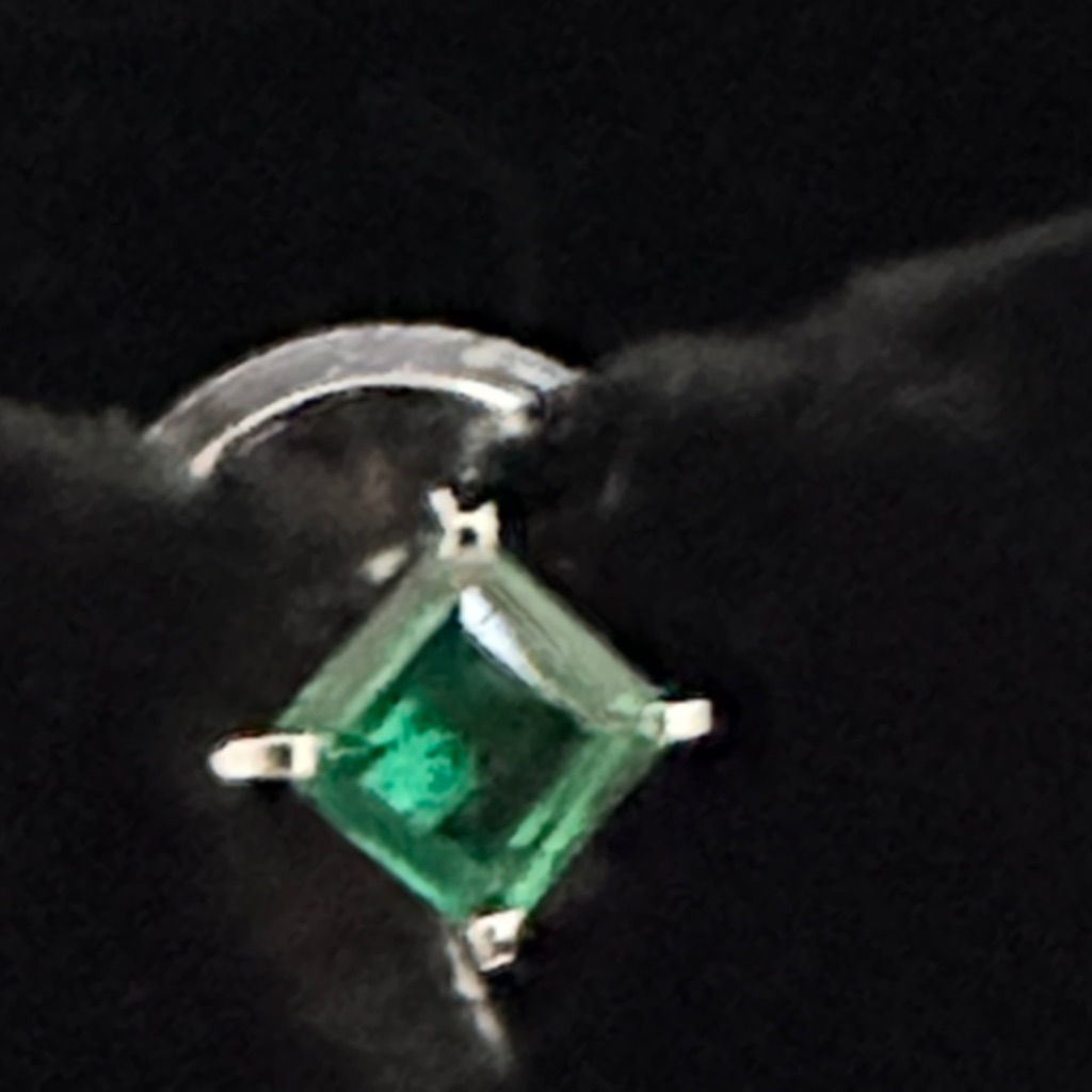 Silver Real Emerald Gemstone